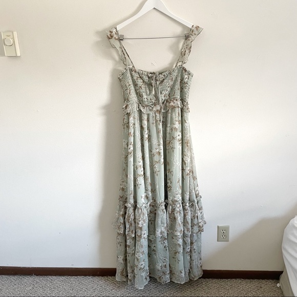 VICI // Pioneer Floral Ruffle Maxi Dress - Picture 2 of 4